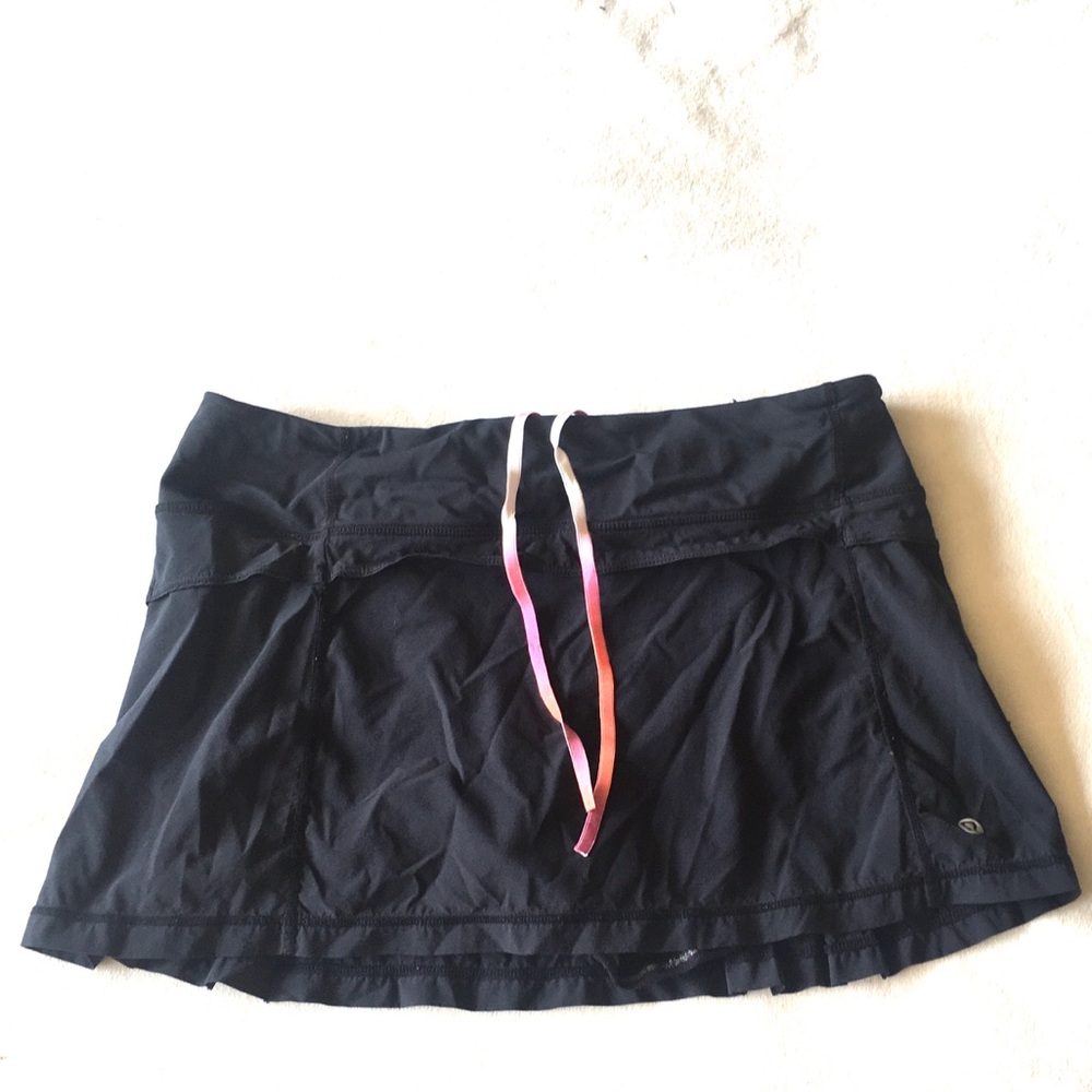 Lululemon Tennis Skirt/Skort Size 6